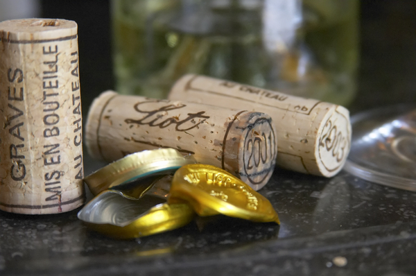 Corks and capsules