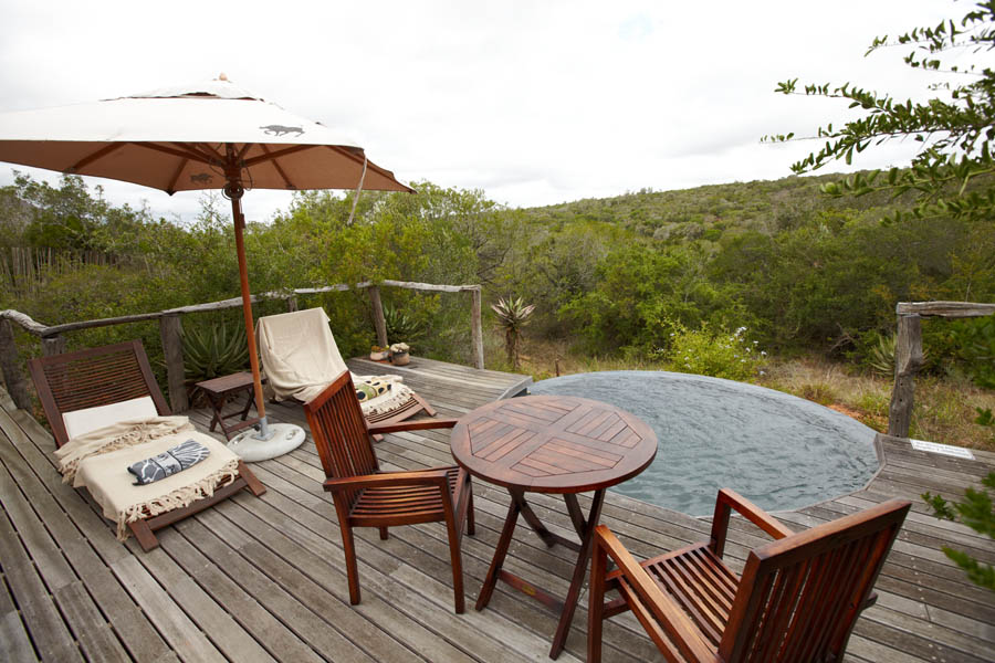 The private terrasse and mini-pool