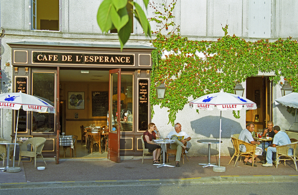 Late afternoon aperitif at a bistro