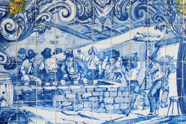 Azulejos with vineyard workers crushing grapes in lagares, Vila Nova de Gaia