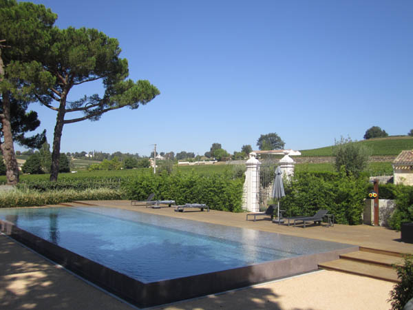 The pool at the chateauooooh