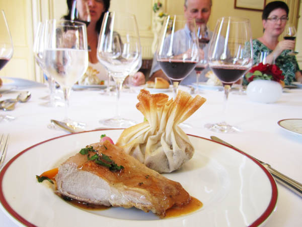 Tender lamb and red wines in three different versions in the private dining room