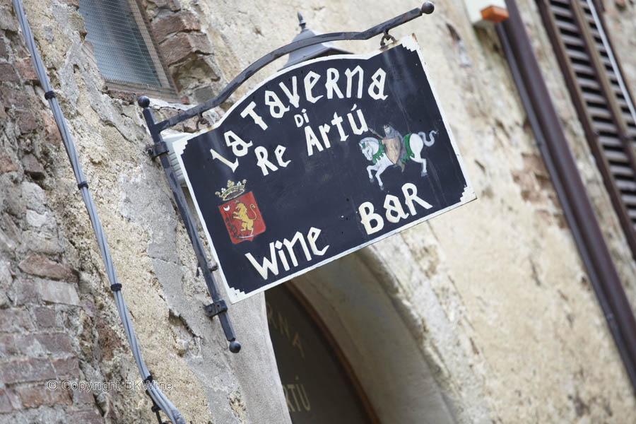 A wine bar in Pienza not far from Florence