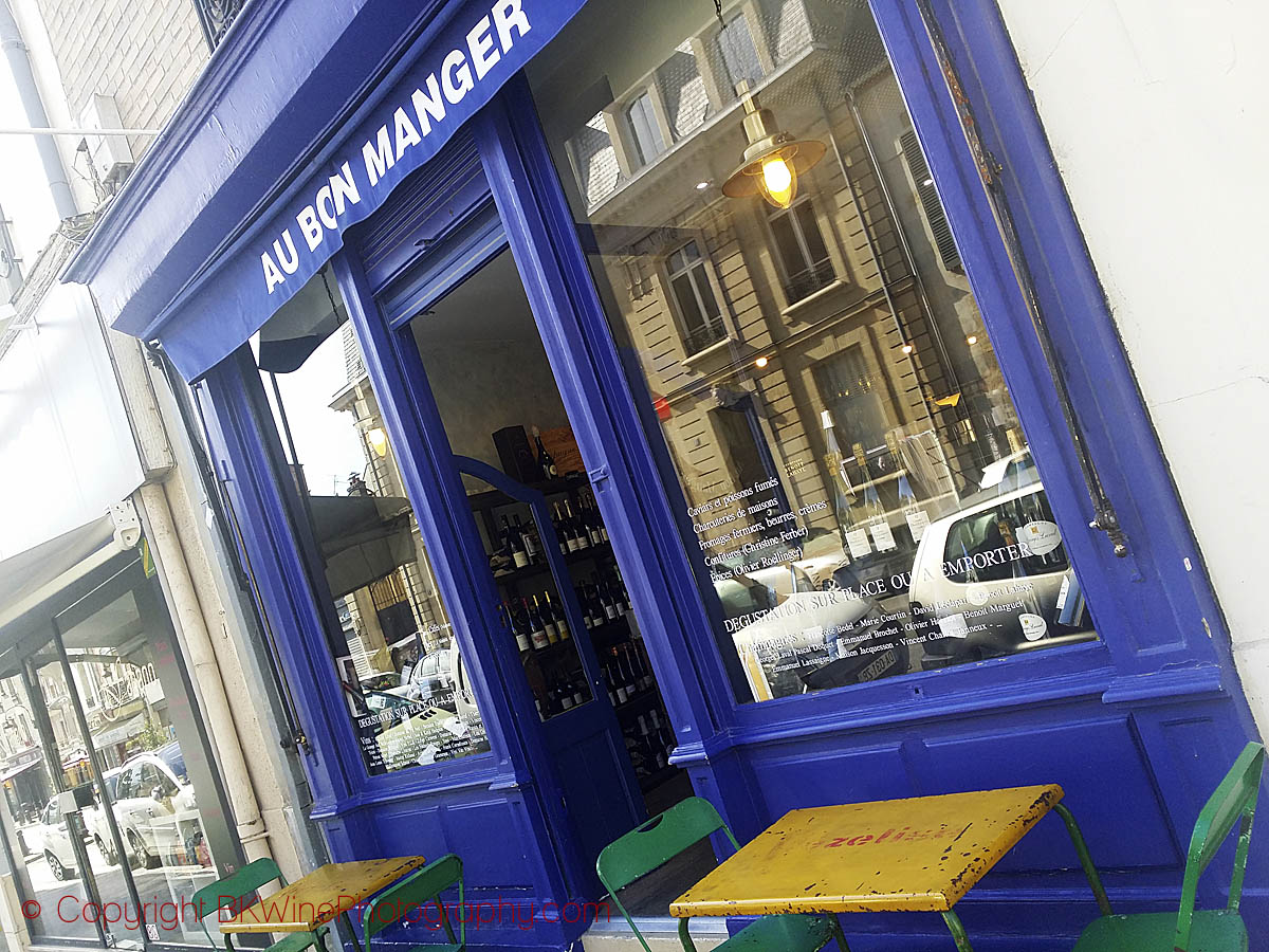 Au bon manger delicatessen and wine shop in Reims