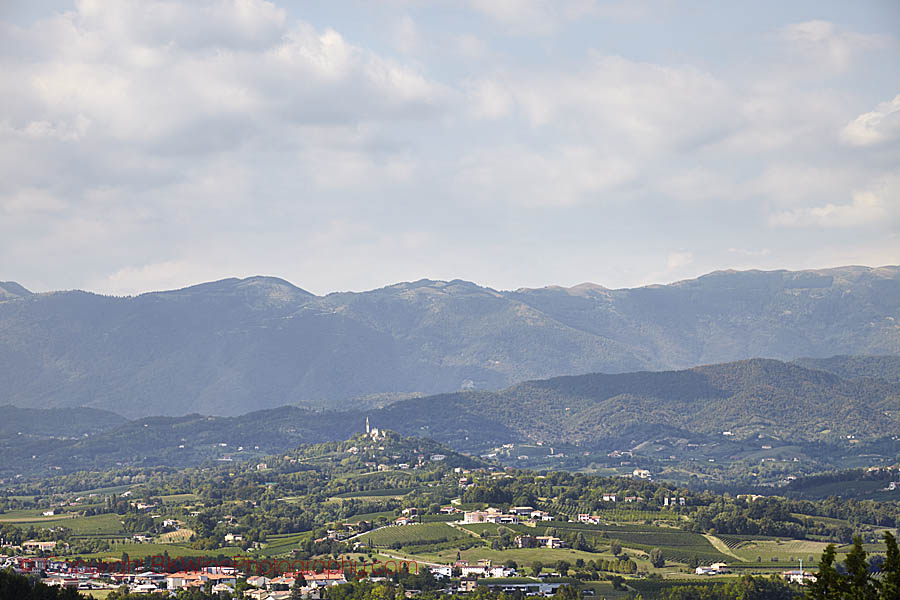 Stunning views over the vineyards and the mountains