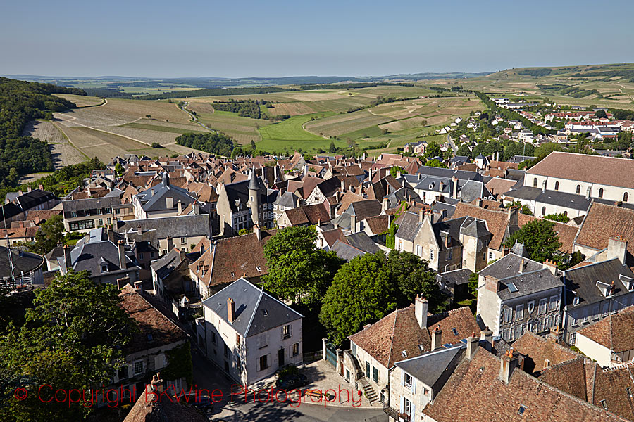 The roof-tops and vineyards of Sancerre