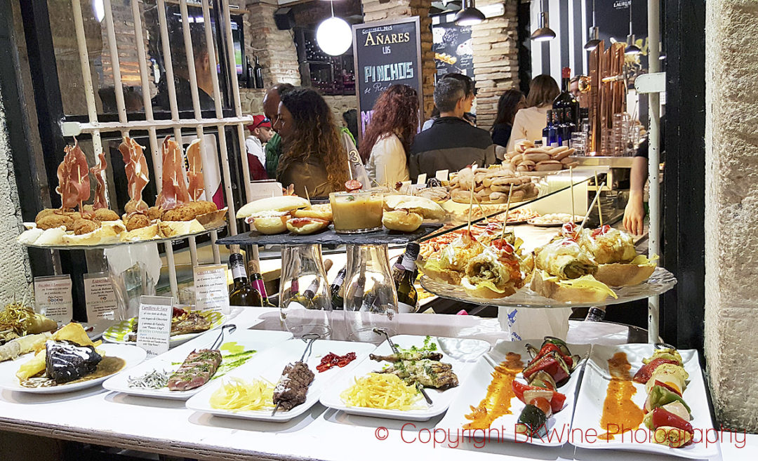 Tapas / pinchos in a bar in Logroño