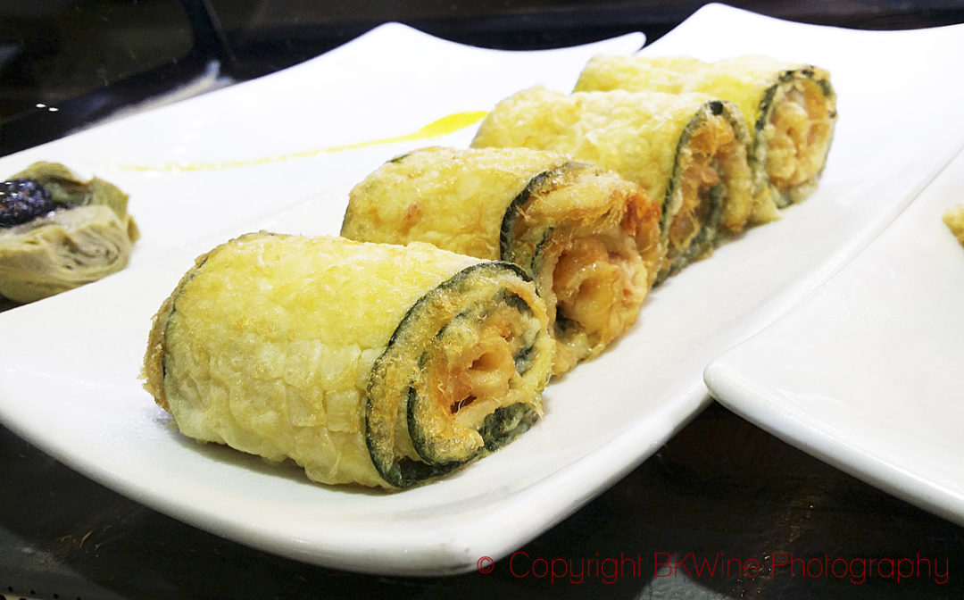 Tapas: rolled vegetable tempura