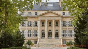 A grand chateau in the Medoc