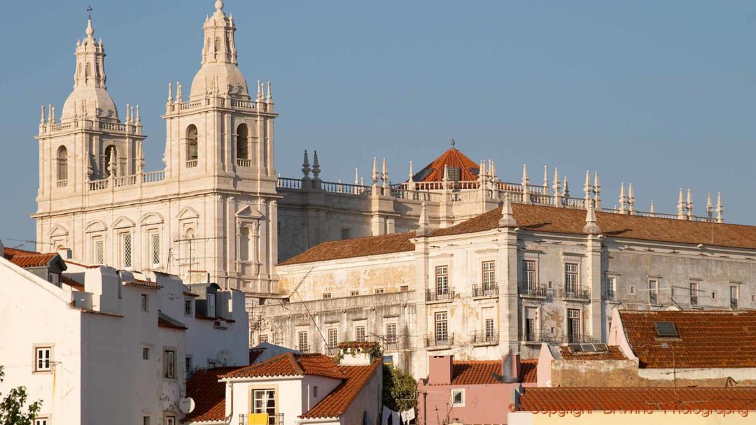 A church in the old part of Porto